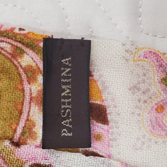 Beautiful 100% wool Pashima scarf - Picture 6 of 6